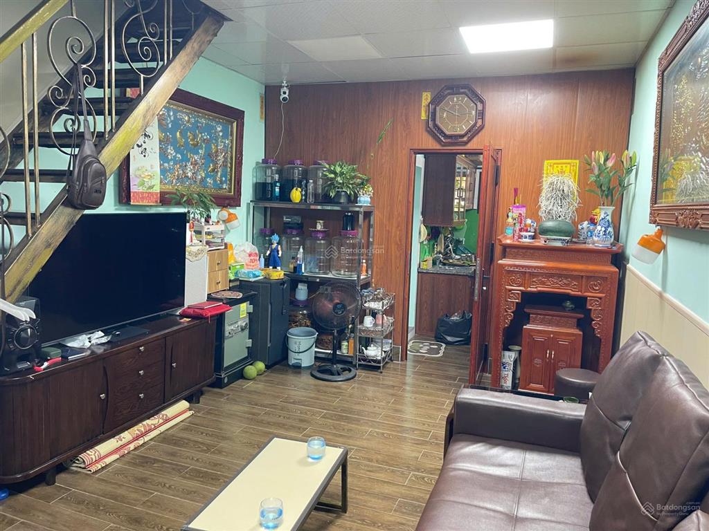 Yên viên nhà 2t đẹp  full đồ  sẵn ở 40m2, mt 4m, ngõ 2m, 3,4 tỷ  0329 848 ***