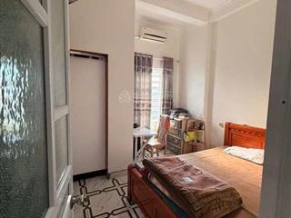 Trung tâm yên viên nhà 4t đẹp  gần đường lớn  chủ cần bán gấp  40m2  4.4 tỷ   0965 901 ***