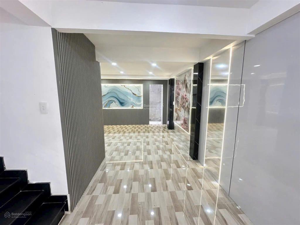 Lên sóng bán nhà đẹp ngay cầu an lộc  3 tầng  4. x tỷ