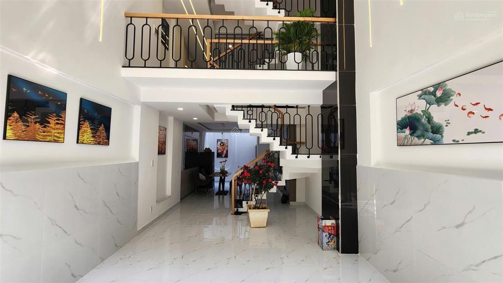 Nhà phố cao cấp kdc đồng bộ zenta home  sát ngã tư ga, q12