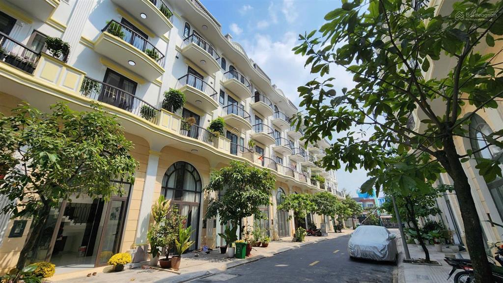 Nhà phố cao cấp kdc đồng bộ zenta home  sát ngã tư ga, q12