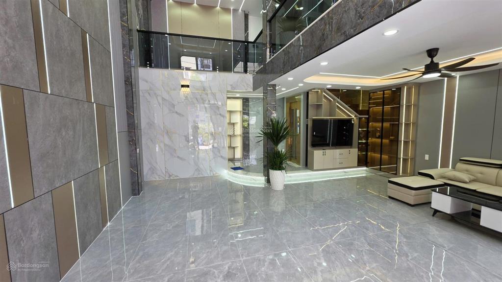 Nhà phố 4 tầng ngang 7m thang máy kdc công viên tl37 an phú đông  7. x tỷ