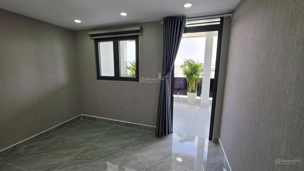 Nhà phố 4 tầng ngang 7m thang máy kdc công viên tl37 an phú đông  7. x tỷ