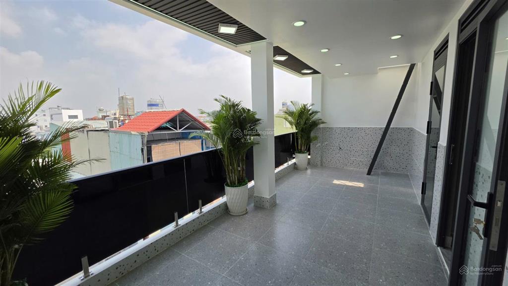 Nhà phố 4 tầng ngang 7m thang máy kdc công viên tl37 an phú đông  7. x tỷ