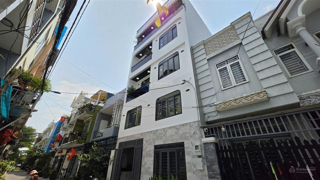 Nhà phố 4 tầng ngang 7m thang máy kdc công viên tl37 an phú đông  7. x tỷ
