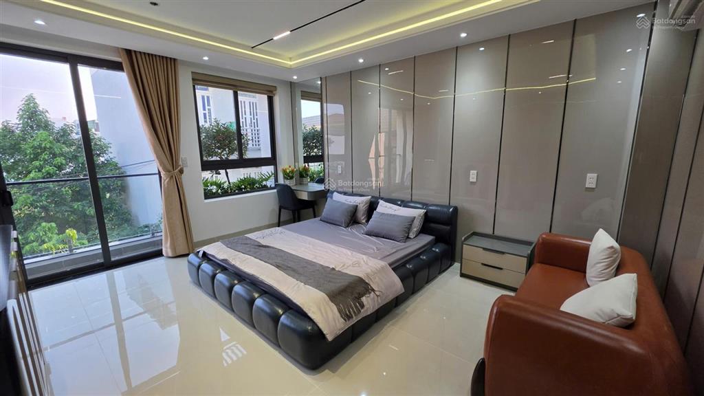 Nhà đẹp ngang 5.5m kdc thạnh xuân 31, thới an  6. x tỷ