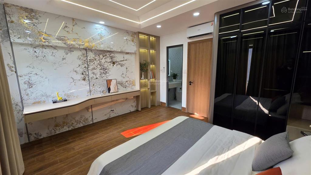 Nhà hẻm 8m  ô tô vào nhà  lê quang hòa thiết kế luxury hiện đại