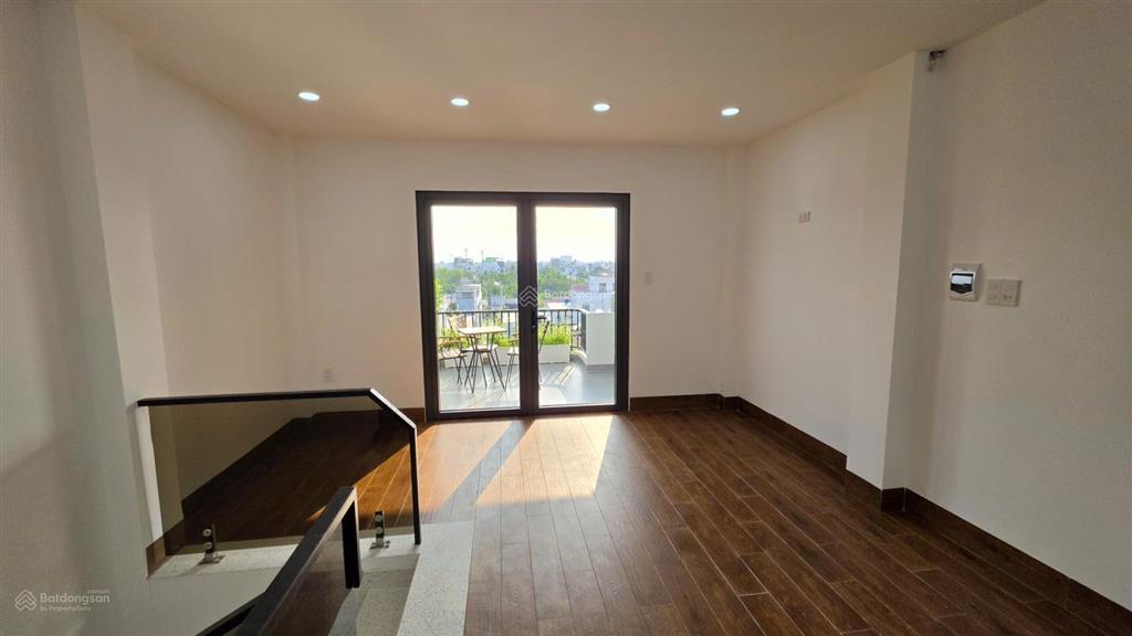 Nhà hẻm 8m  ô tô vào nhà  lê quang hòa thiết kế luxury hiện đại