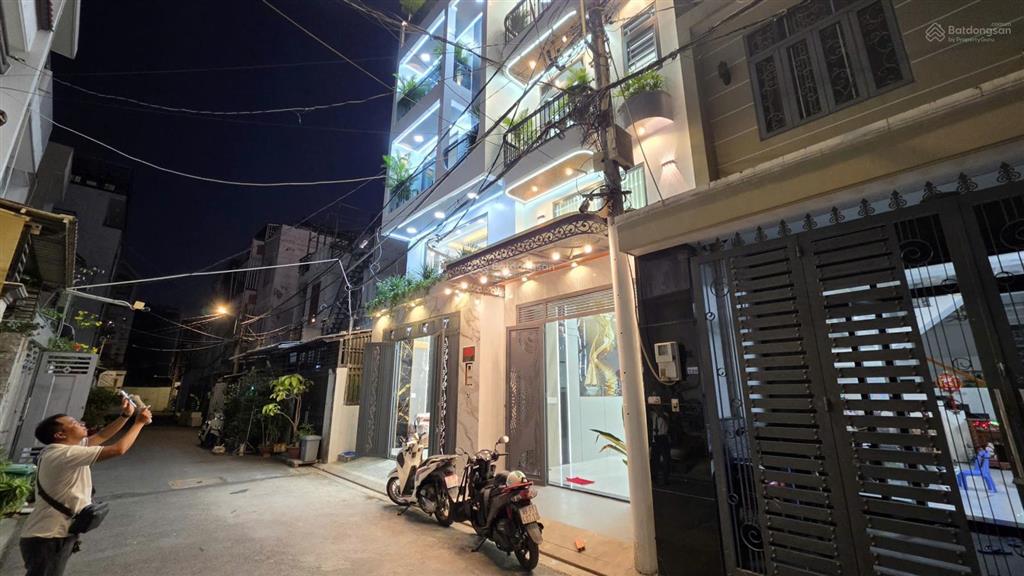 Nhà ngang 5mx15m thang máy thới an 20  full nội thất