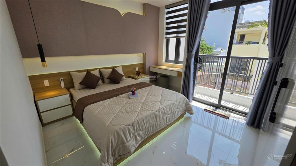 Nhà mới 4 tầng gần trường chinh, 10p ra sân bay 7.x tỷ