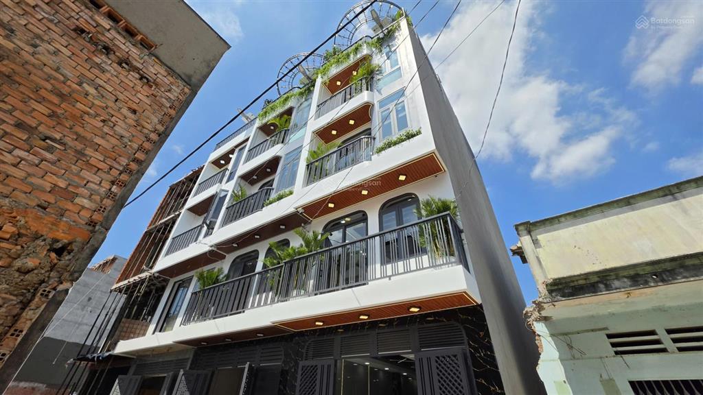 Nhà mới 4 tầng gần trường chinh, 10p ra sân bay 7.x tỷ