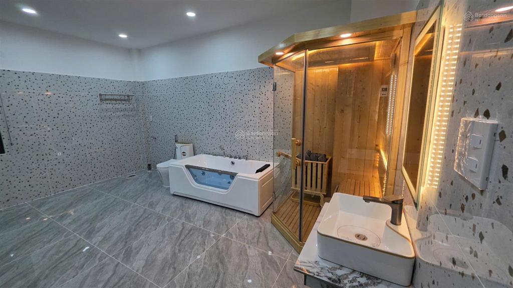 Kdc lê thị riêng thới an, q12, đường 12m, nhà có thang máy
