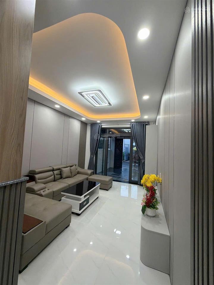 Nhà mặt tiền tx43  70m2 đất  kinh doanh tốt 4.x tỷ