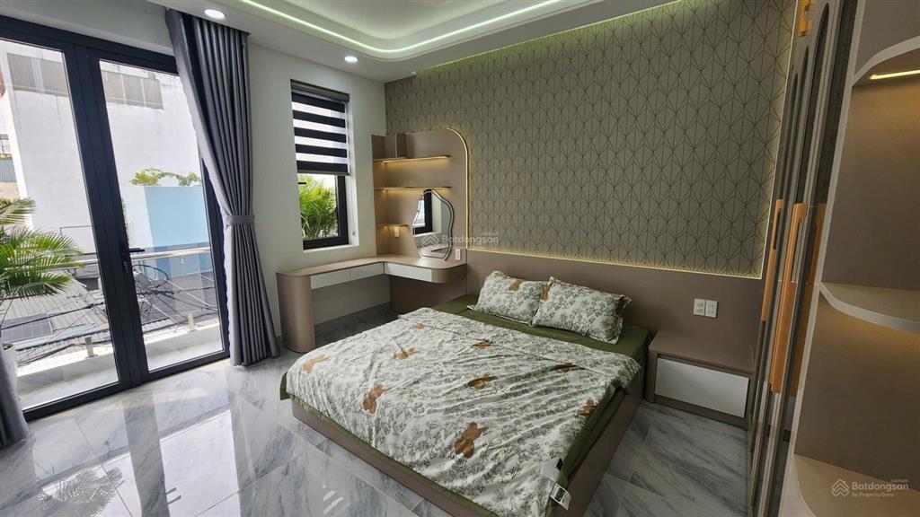 Bán nhà mặt tiền tch03  trung mỹ tây | thang máy  xây mới 100%