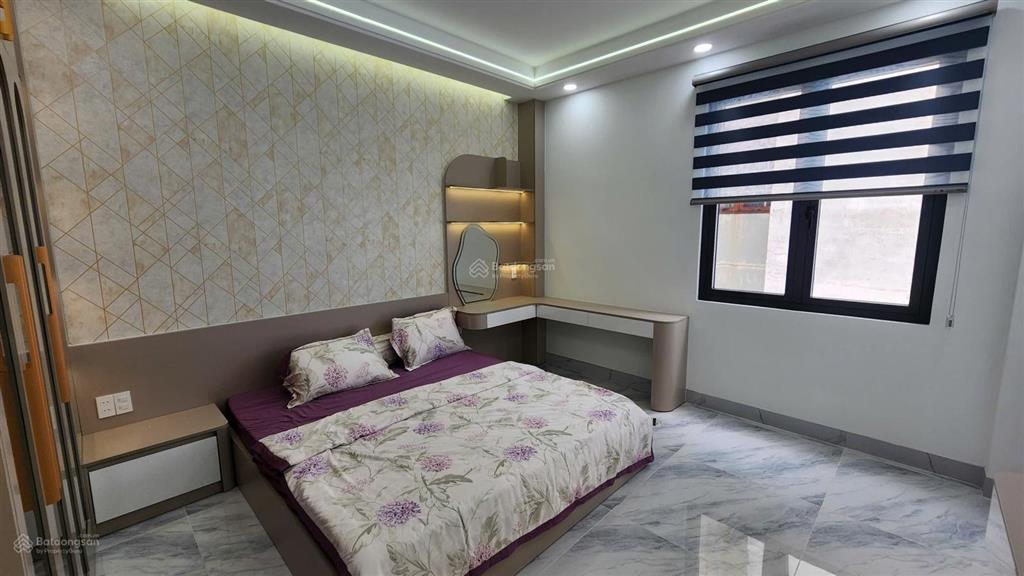 Bán nhà mặt tiền tch03  trung mỹ tây | thang máy  xây mới 100%