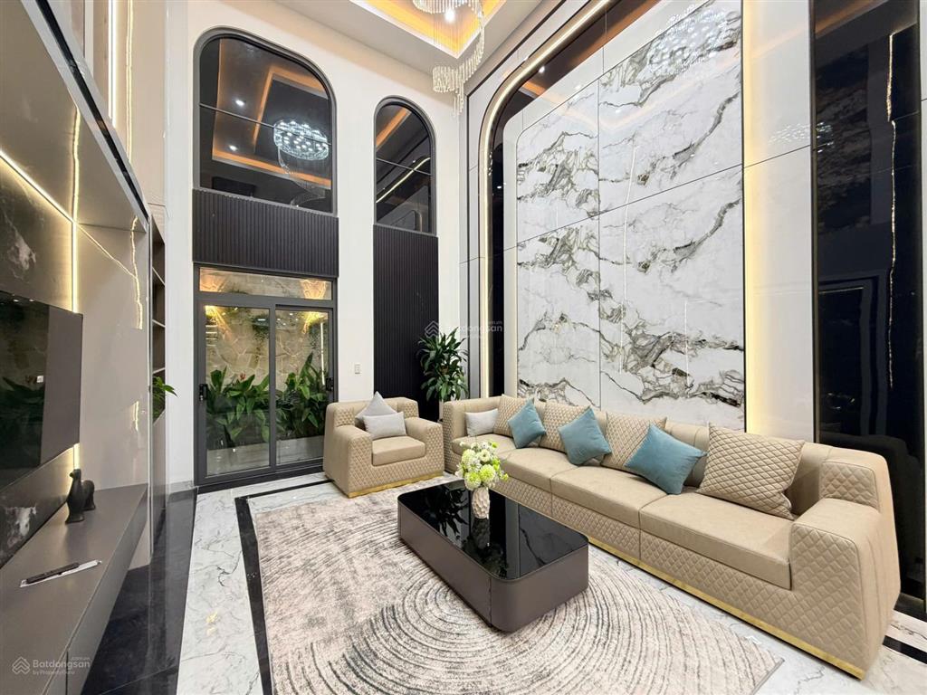 Nhà phố luxury mặt tiền kênh thạnh lộc 37 an phú đông 7.8 tỷ