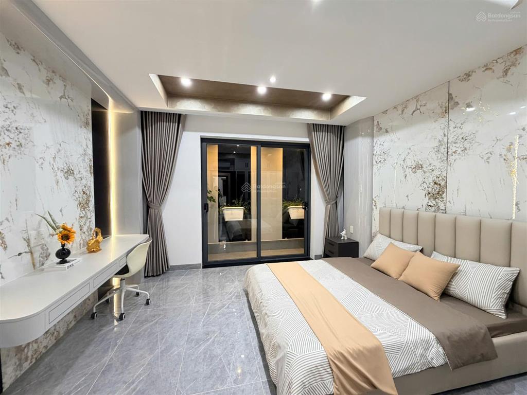 Nhà phố luxury mặt tiền kênh thạnh lộc 37 an phú đông 7.8 tỷ
