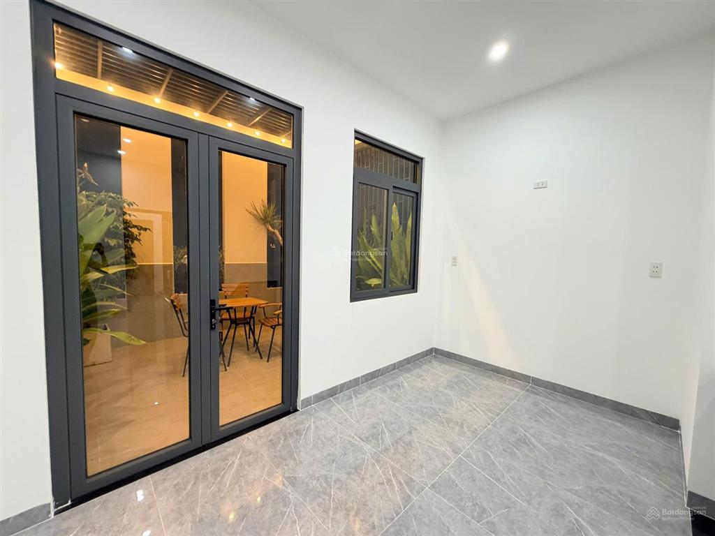 Nhà phố luxury mặt tiền kênh thạnh lộc 37 an phú đông 7.8 tỷ