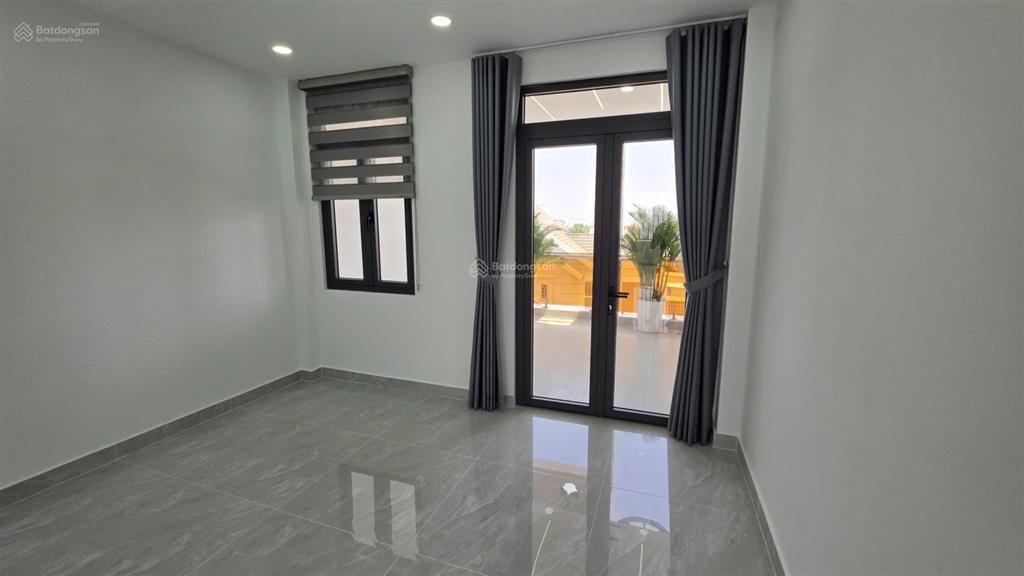 Nhà phố cao cấp 1/trần thị cờ, p. thới an, 4 tầng, có thang máy