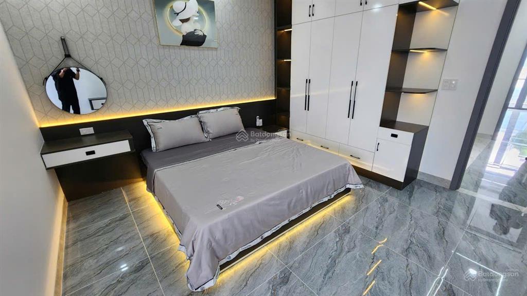 Nhà ngộp tx25, thới an 4.2x19m full nội thất có hộc thang máy