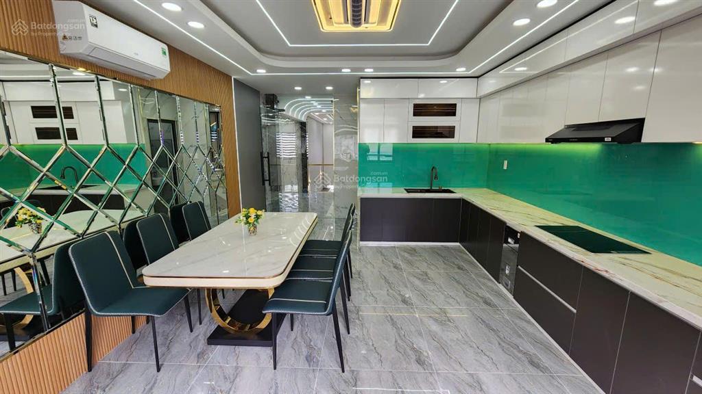 Nhà ngộp tx25, thới an 4.2x19m full nội thất có hộc thang máy