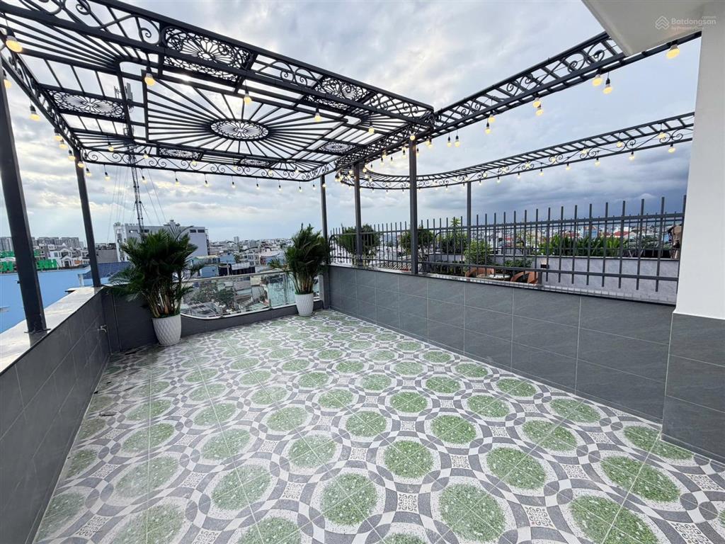 Nhà đẹp 6 tầng 1/hà huy giáp hẻm long châu  thang máy sẵn dòng tiền 25tr/tháng