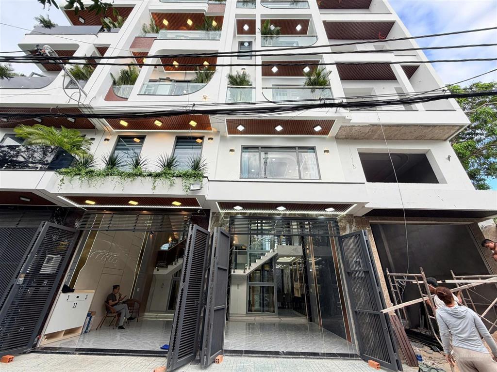 Nhà đẹp 6 tầng 1/hà huy giáp hẻm long châu  thang máy sẵn dòng tiền 25tr/tháng