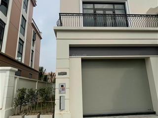 Tặng 7,3 tỷ  shophouse xẻ khe cách vincom 100m