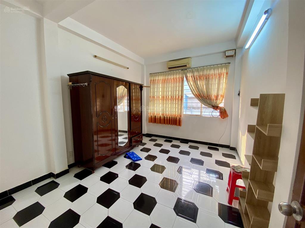 Nhà 4 tầng 4pn3wc hẻm 5m nghĩa phát giá 6,5t tl . vũ lộc phát 0934 033 ***