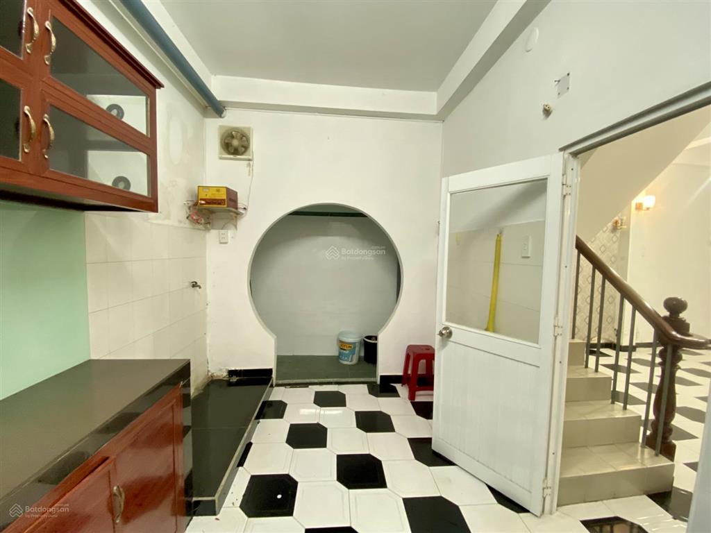 Nhà 4 tầng 4pn3wc hẻm 5m nghĩa phát giá 6,5t tl . vũ lộc phát 0934 033 ***