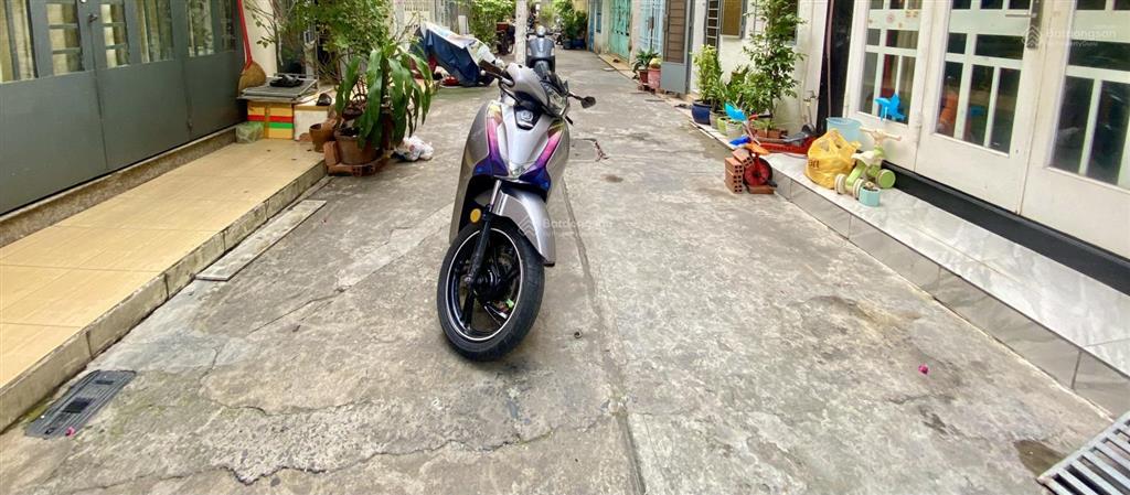 Nhà 4 tầng 4pn3wc hẻm 5m nghĩa phát giá 6,5t tl . vũ lộc phát 0934 033 ***