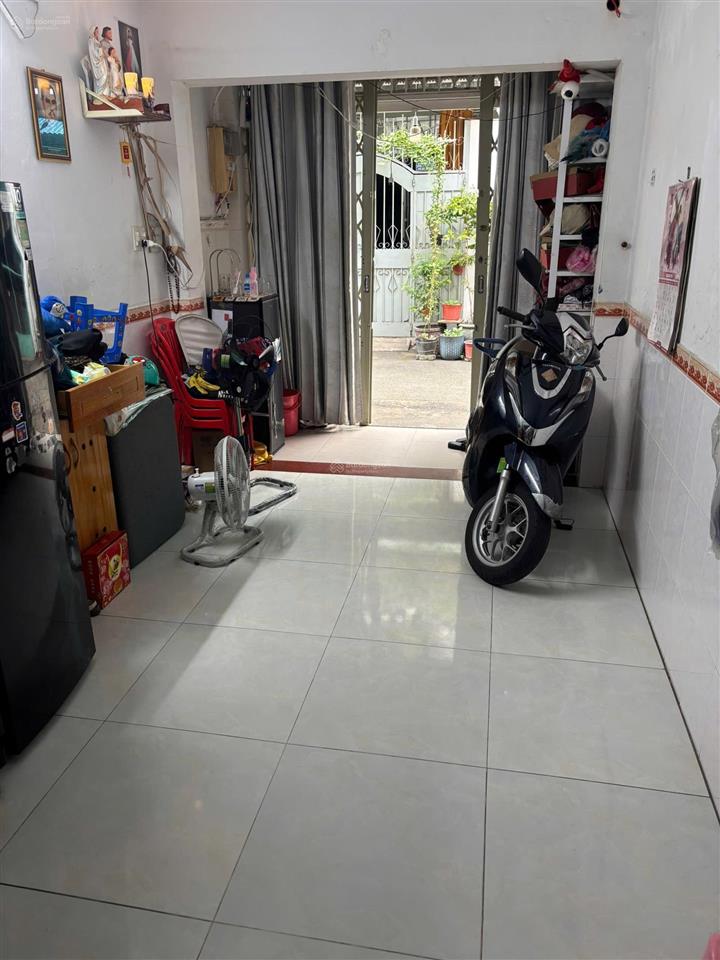 Nhà 3 tầng hẻm 5m nghĩa phát cho thuê giá 10 triệu/tháng.  vũ lộc phát 0934 033 ***