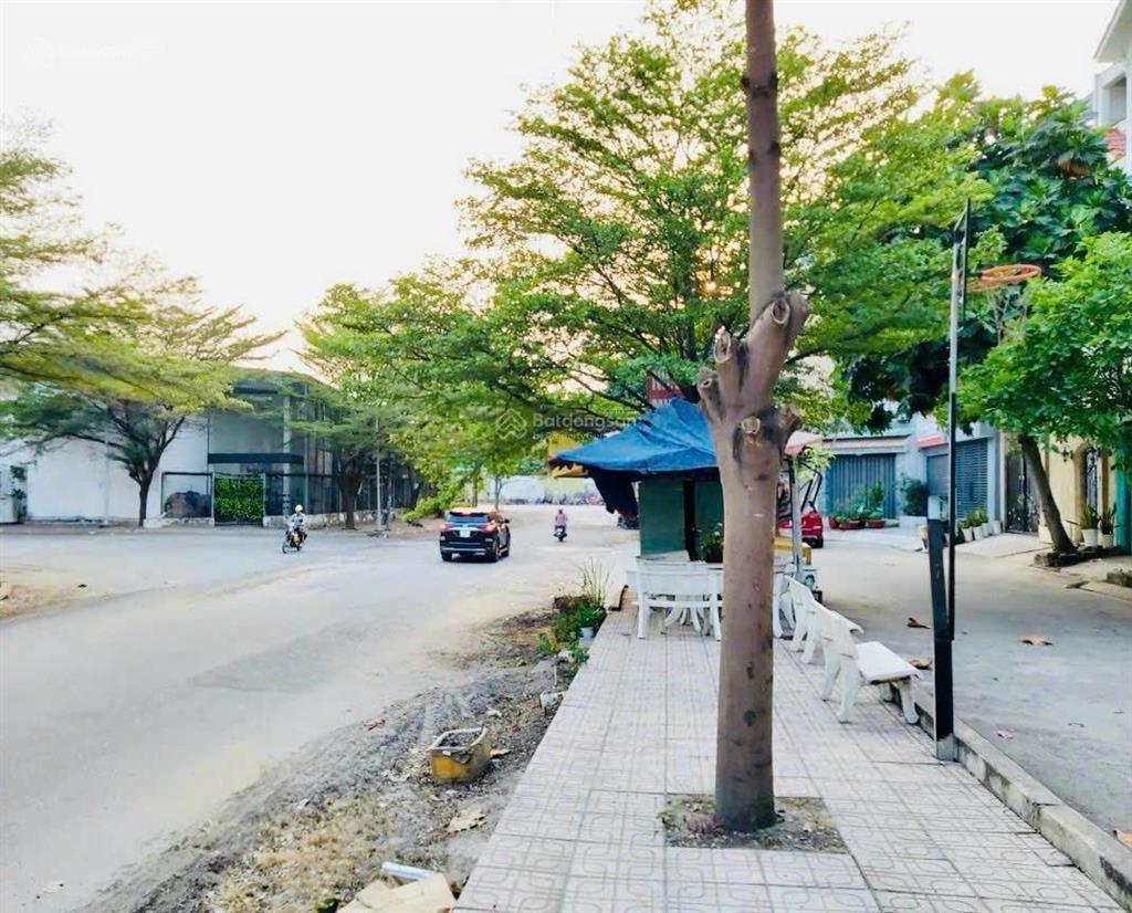 Đất trục chính đối diện the global cityphước long bquận 9110m2giá 13ty1