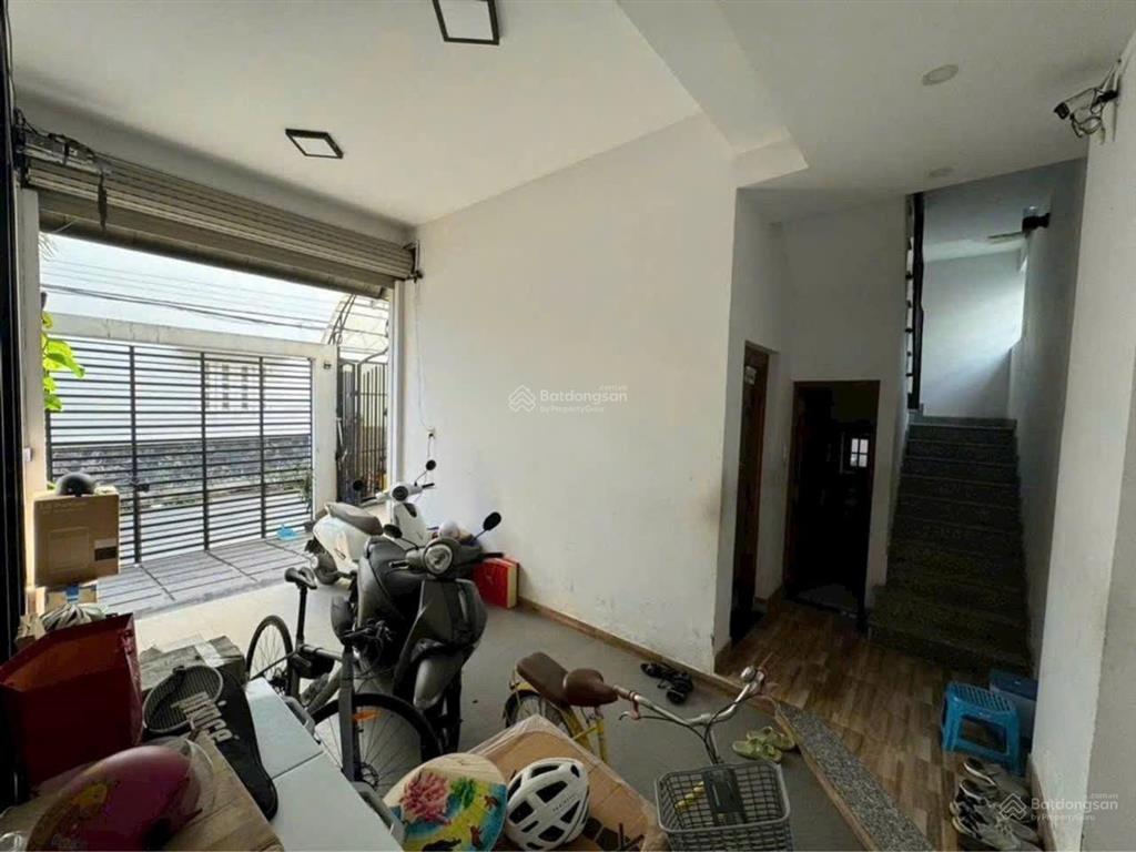 Nhà 5 tầng, góc 2 mt ngay đường 11, trường thọ, thủ đức, gần vành đai 2, cho thuê 33triệu/tháng