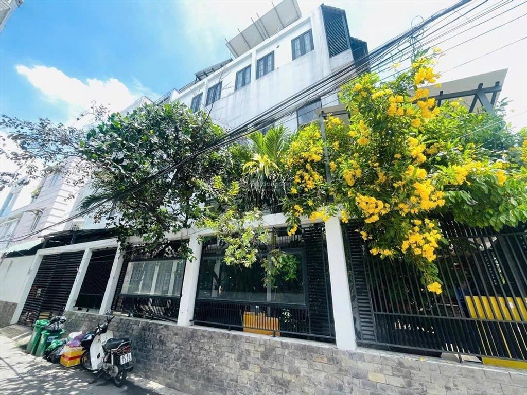 Nhà 5 tầng, góc 2 mt ngay đường 11, trường thọ, thủ đức, gần vành đai 2, cho thuê 33triệu/tháng