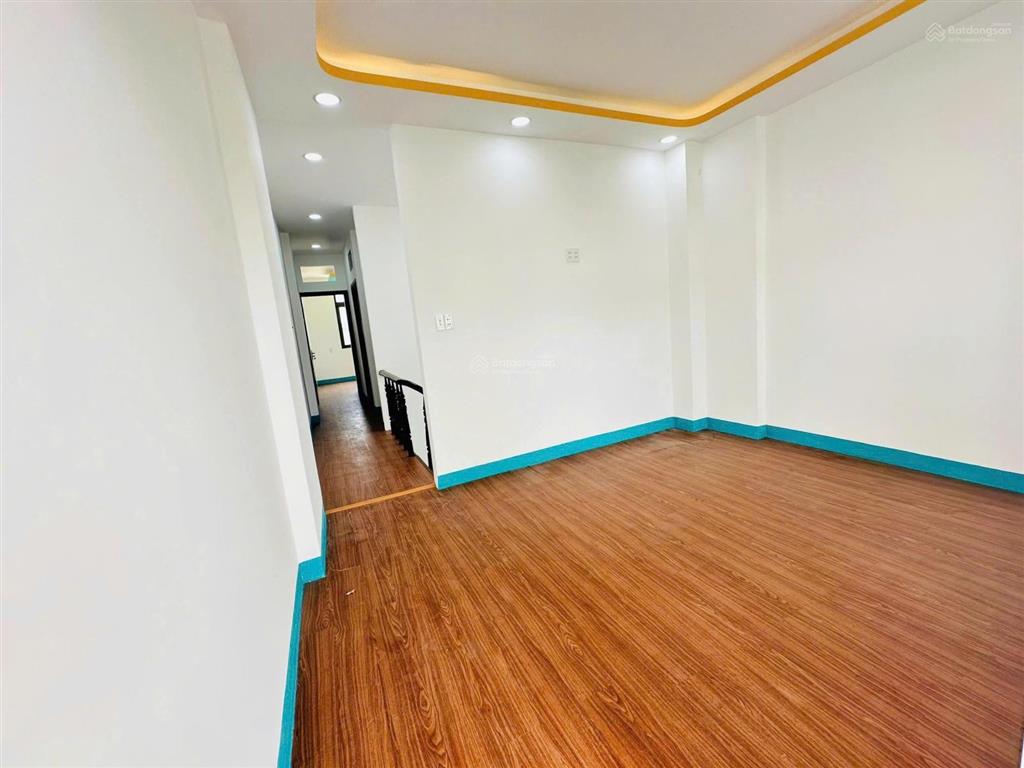 Hiếm có! nhà 3 tầng gần đỗ xuân hợp, phước long b, q9, oto ngủ nhà, dọn vào ở ngay