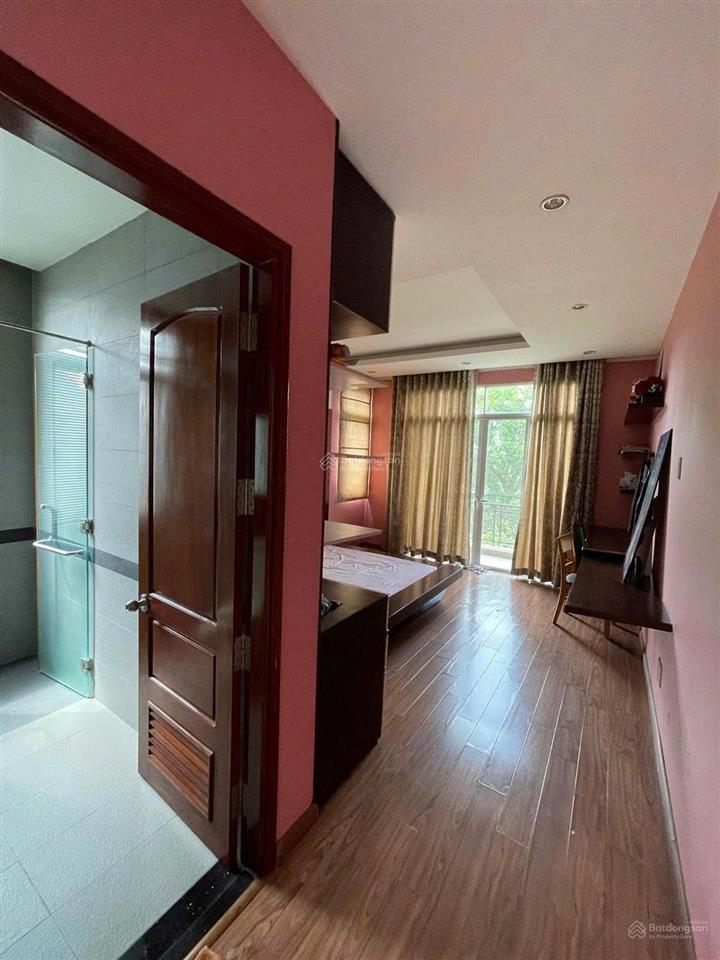 Nhà 3 tầng ngay kdc khang điềnphước long bquận 9ngang 8mngang công viênđường oto 10mshr