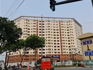 Bán cc green town bình tân 68m2/2pn2wc nhà rộng rãi. 2tỷ5, nh cho vay 70%,  em nhi 0906 380 ***