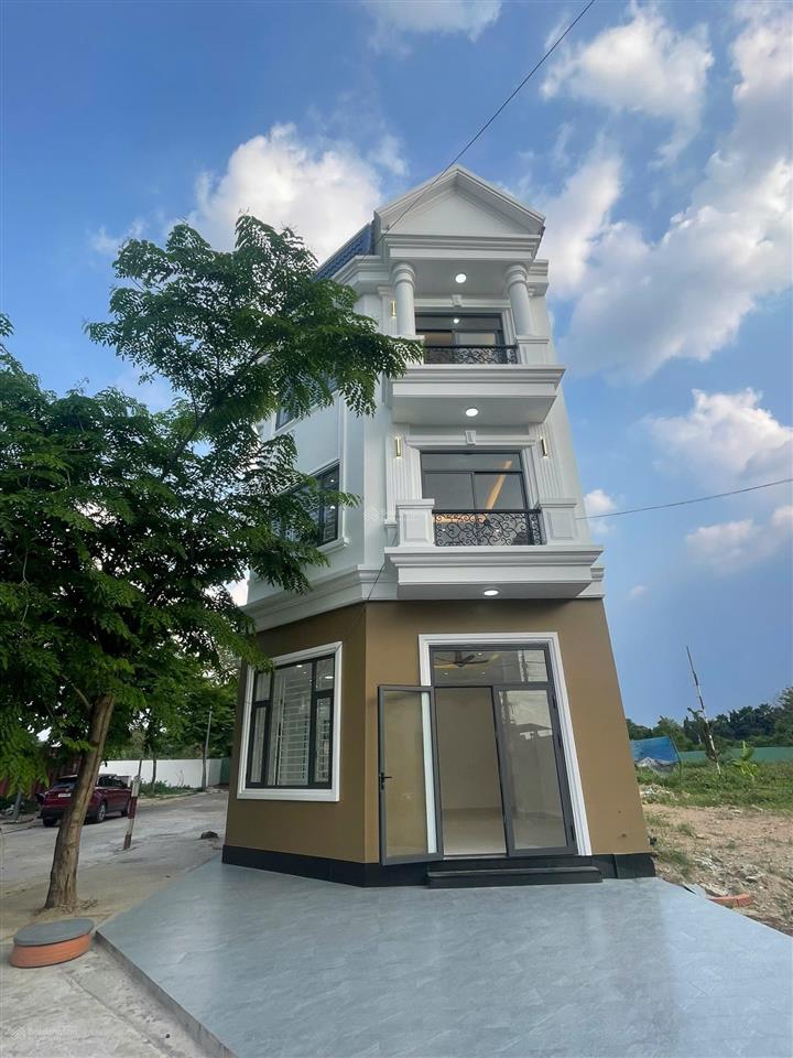 Nhà đẹp kdc nguyễn văn tiết lái thiêu, bình dương chỉ 2,5ty/ 1 trệt 2 lầu + 1 tum mới 100%
