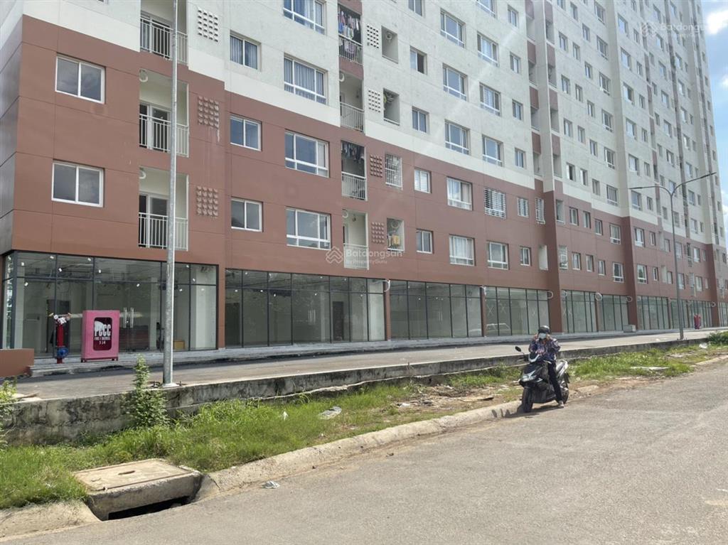 Bán căn mặt trệt cc green town 68m2 vừa ở vừa kinh doanh tiện lợi chỉ 3,5 tỷ.  em nhi 0906 380 ***