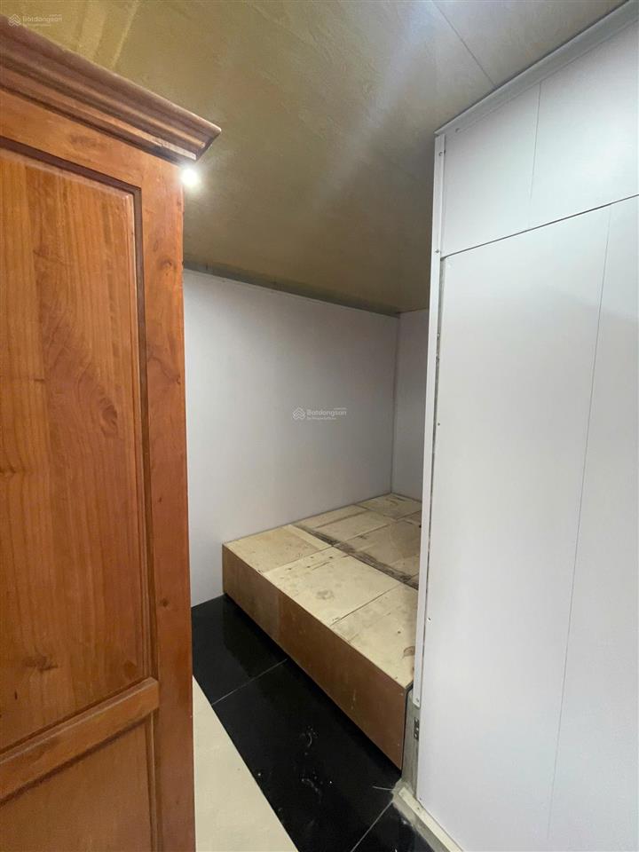 Nhà ở riêng lẻ 1 tầng 32m2 +1 gác xép 10m2