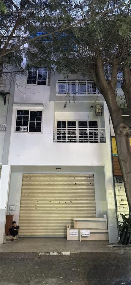 Chủ ngộp bán gấp nhà phố khu kinh doanh hàn quốc phú mỹ hưng giá rẻ nhất khu