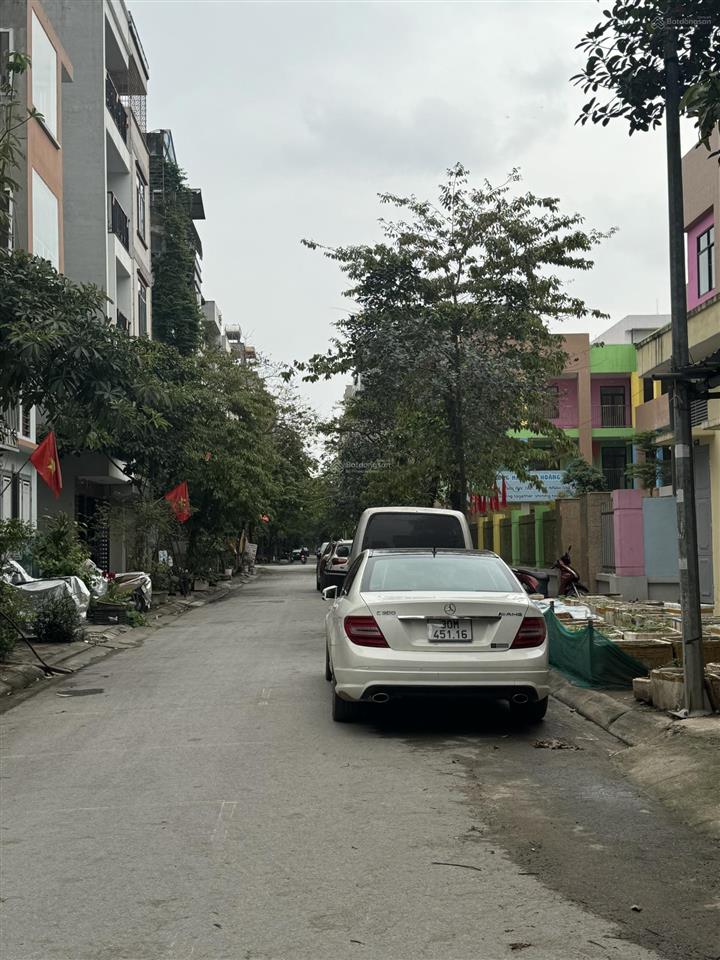 Hơn 11tỷ có nhà 1 tầng liền kề hàng bè kiến hưng hà đông  0374 831 ***