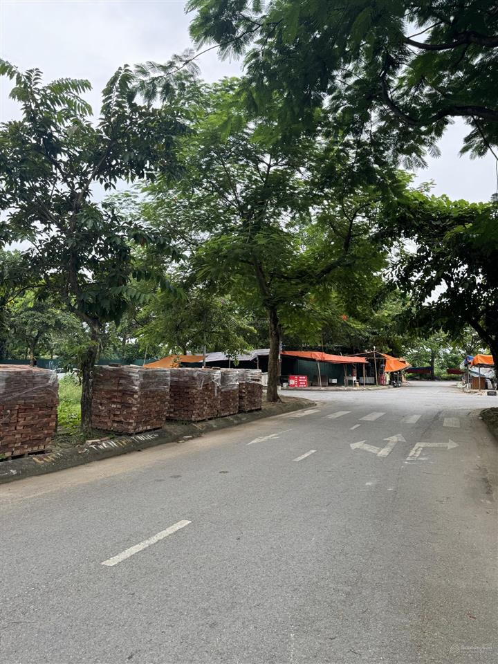 Nhỉnh 10ty 50m2 mặt tiền gần 5m tái định cư kiến hưng hà đông hn giá nhỉnh 10 tỷ.  0374 831 ***