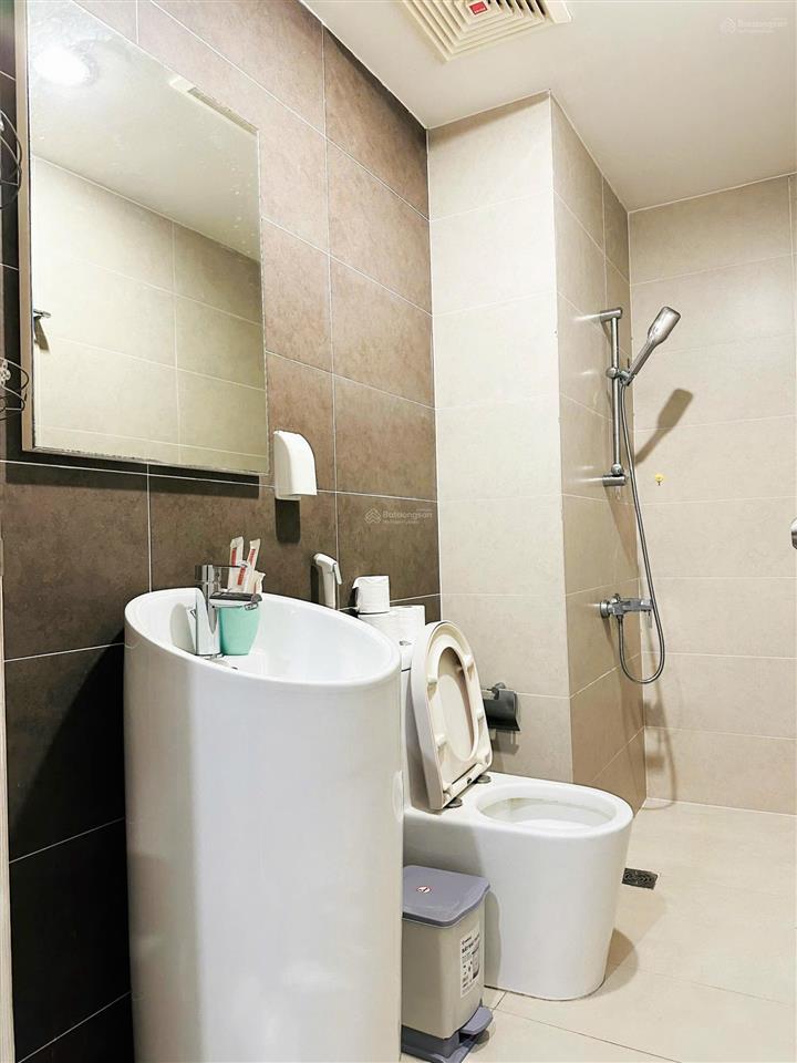 Bán officetel sunrise city, 3,3 tỷ, 34 m2 đầy đủ nội thất, pháp lý đầy đủ