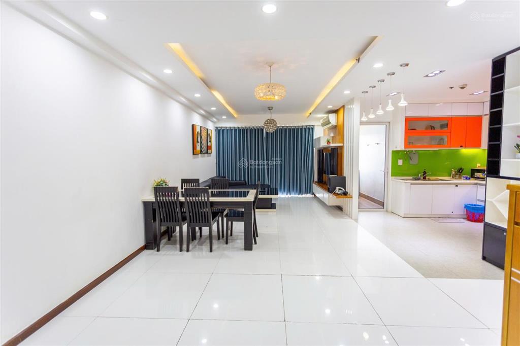Bán gấp căn hộ sunrise city 3pn 2wc, 124m2, 10,8 tỷ vnd, chính chủ