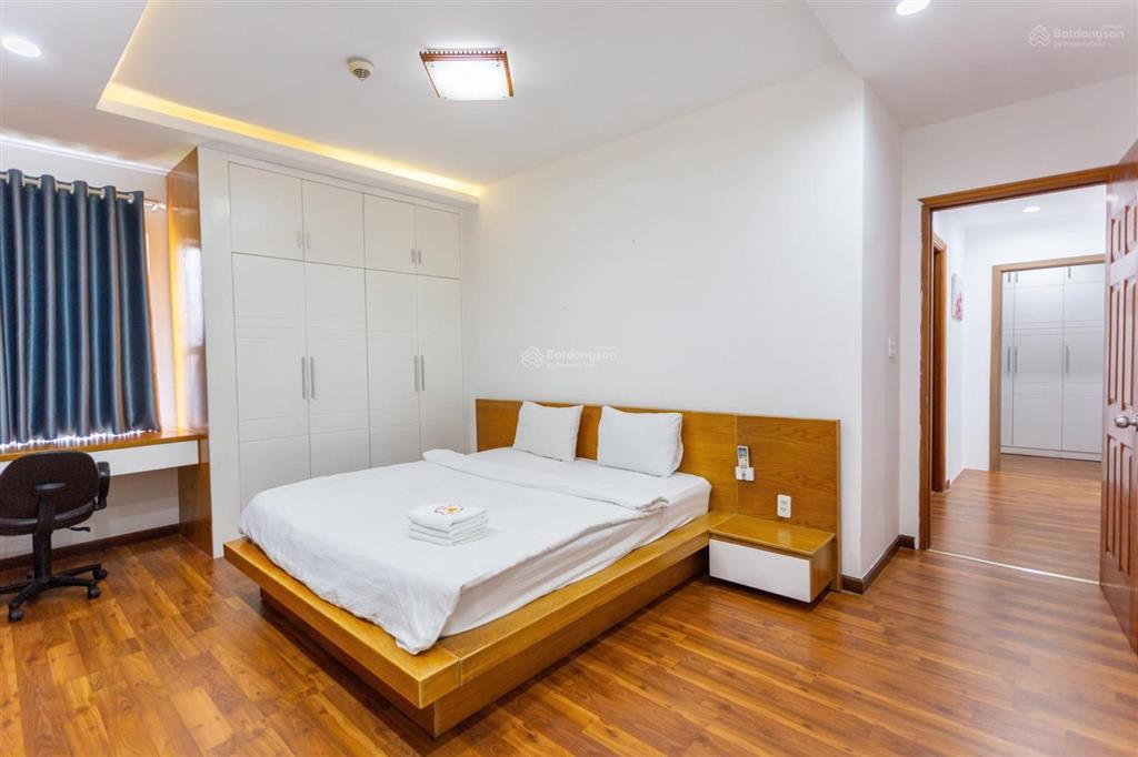 Bán gấp căn hộ sunrise city 3pn 2wc, 124m2, 10,8 tỷ vnd, chính chủ