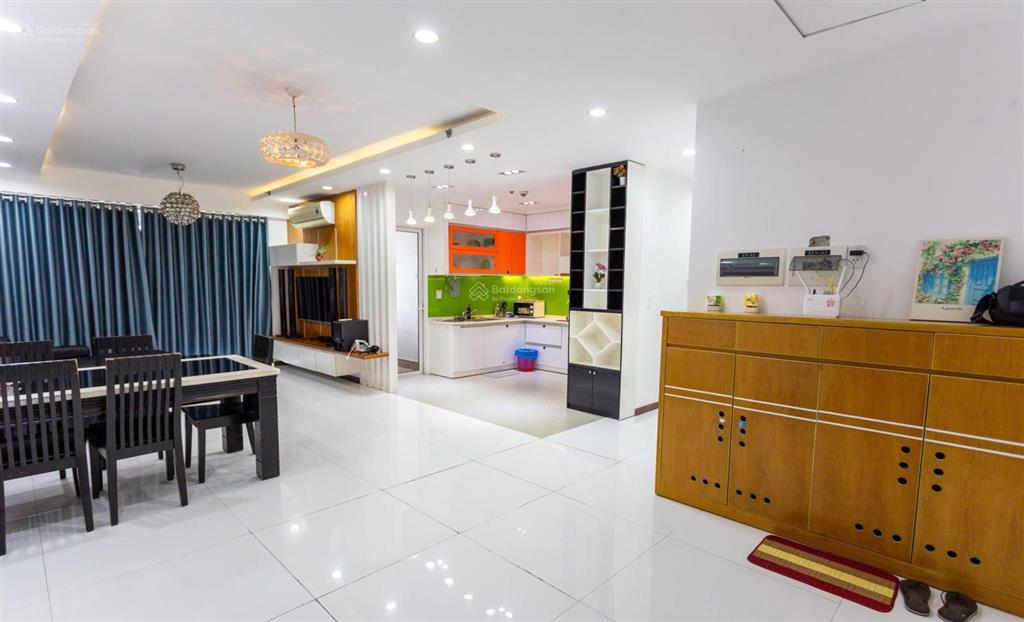 Bán gấp căn hộ sunrise city 3pn 2wc, 124m2, 10,8 tỷ vnd, chính chủ