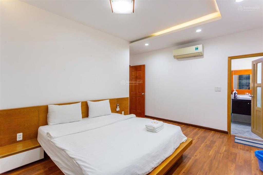 Bán gấp căn hộ sunrise city 3pn 2wc, 124m2, 10,8 tỷ vnd, chính chủ
