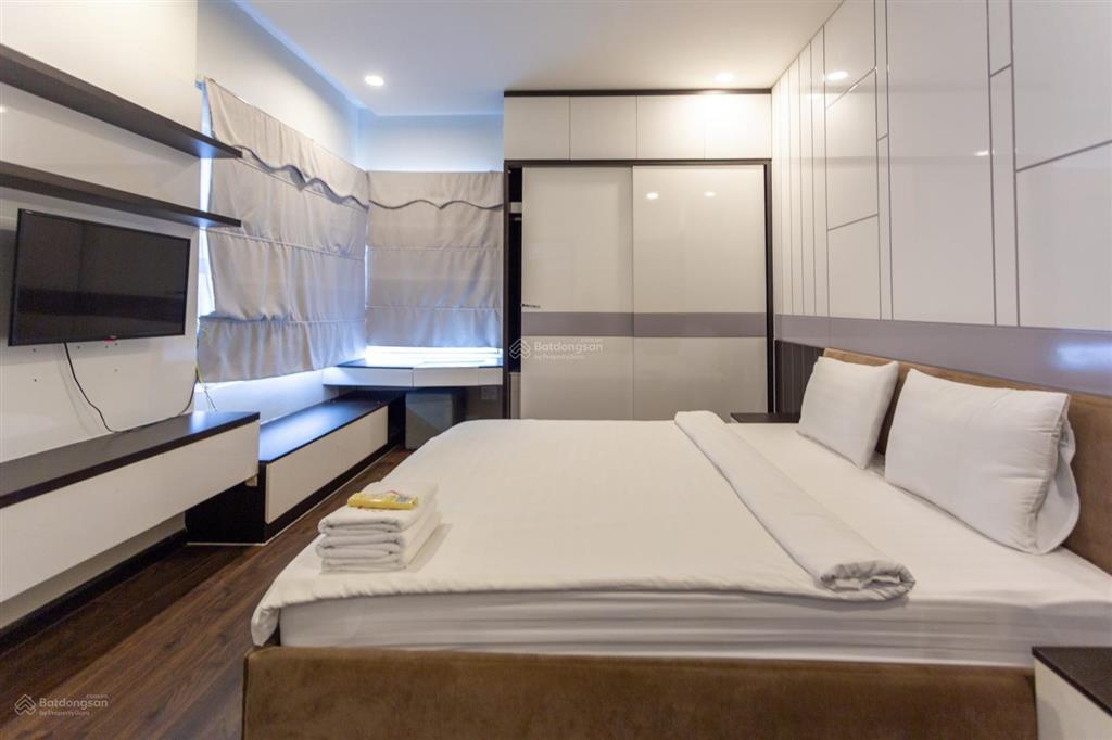 Bán căn hộ sunrise city north 3pn 2wc 124m2 giá 10,8 tỷ full nội thất, có sẵn hợp đồng thuê
